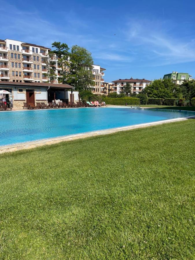 Sea Garden Beach Studio Святые Константин и Елена Экстерьер фото
