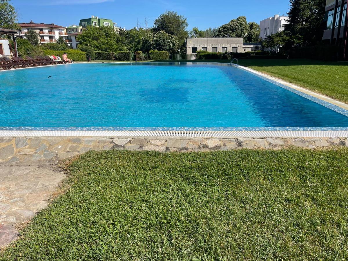 Sea Garden Beach Studio Святые Константин и Елена Экстерьер фото